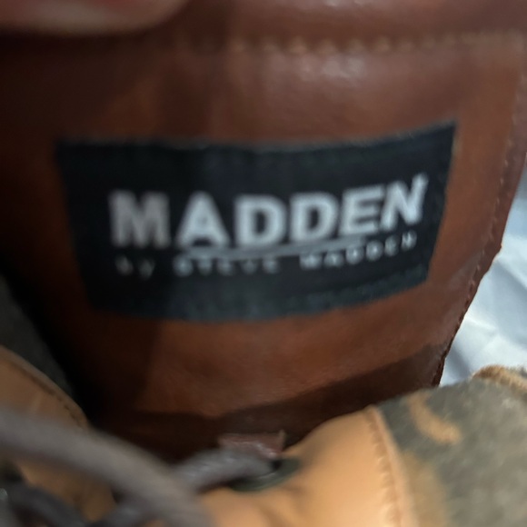 Men’s Steve Madden Dress shoes - Picture 2 of 6